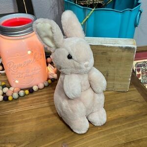 Hallmark Plush HEARTLINE Bunny Rabbit Pink  Plush 1989 Working Musical Wind Up